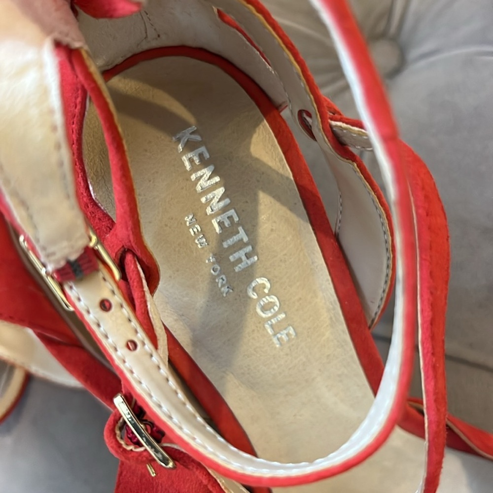 KENNETH COLE NY RED SUEDE STILETTO HEELS/ 7.5 LIKE BRAND NEW - Picture 6 of 7